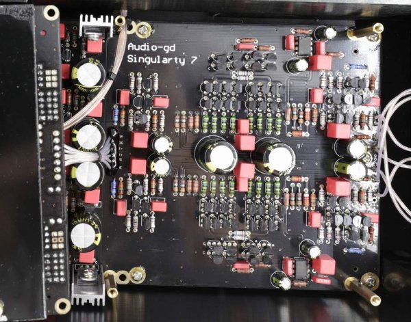 R710.jpg