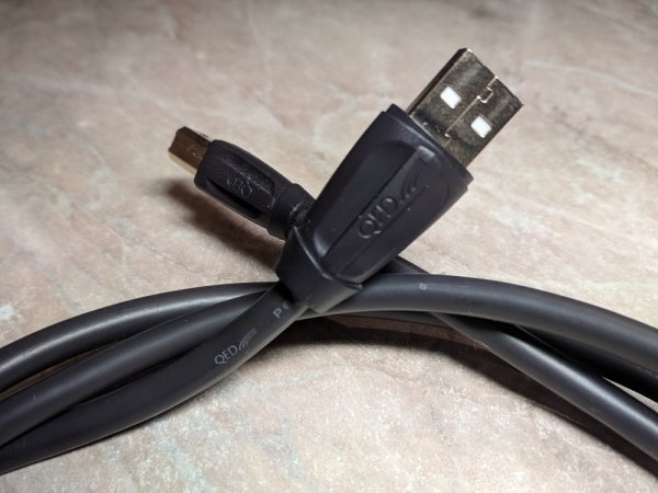 QED USB.jpg