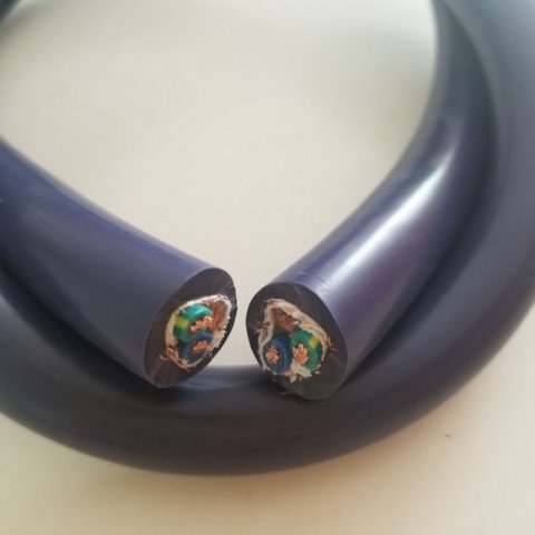 121647203_Hi-End-4-kwadratowy-hifi-audio-ue-moc-US-przewd-czysty-miedziany-kabel-zasilajcy-tanie-i-d-nie)-Liniowe-Audio-Pakiet-1-Woreczek-foliowy-Oplot-Br.thumb.jpg.2d31bda892574bc854d2f42a3fed6429.jpg