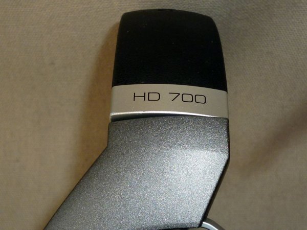 HD700_05.jpg