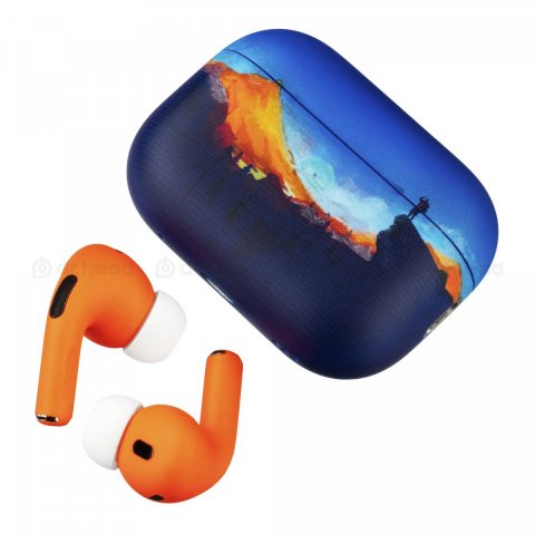 aIRpODS мужик в горах_3.jpg