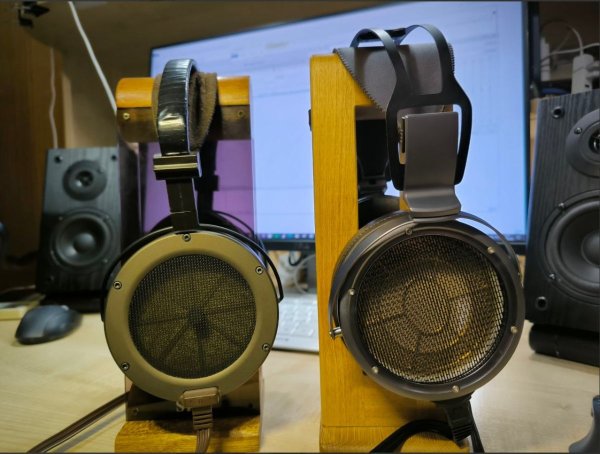 Omega vs X9000.jpg