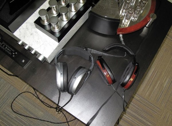Ноябрь 2017 офис Sennheiser в Москве первые и вторые Омеги.jpg