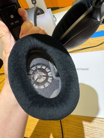 sennh_hd550.jpg