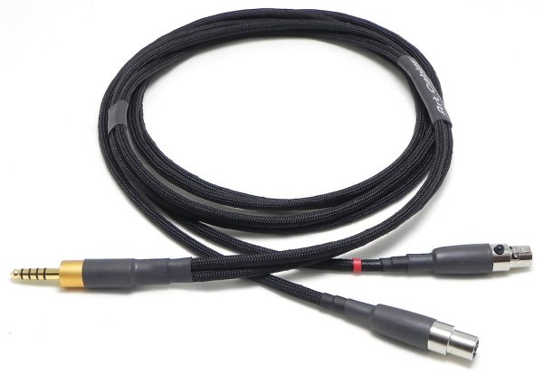 Neumann_Headphones_4.4_2 (1).jpg