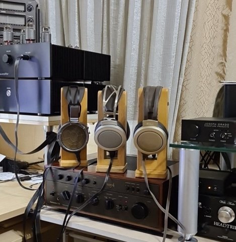 007s 007 и X9000.jpg